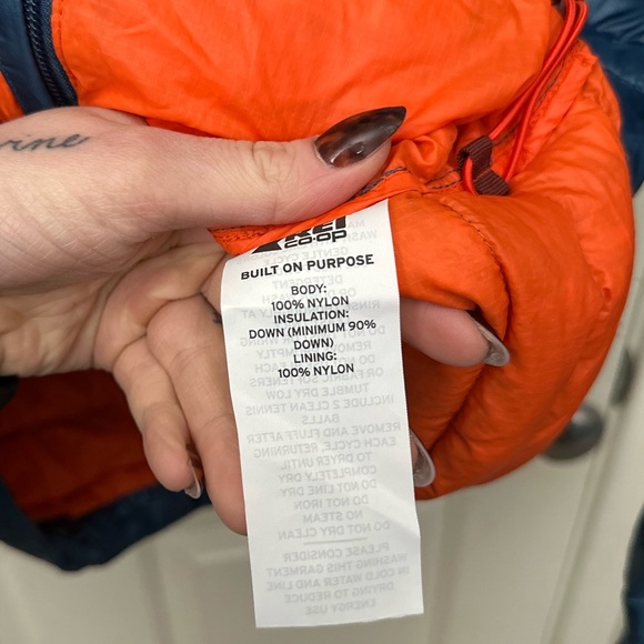 REI Magma 850 Down Jacket - Picture 4 of 6